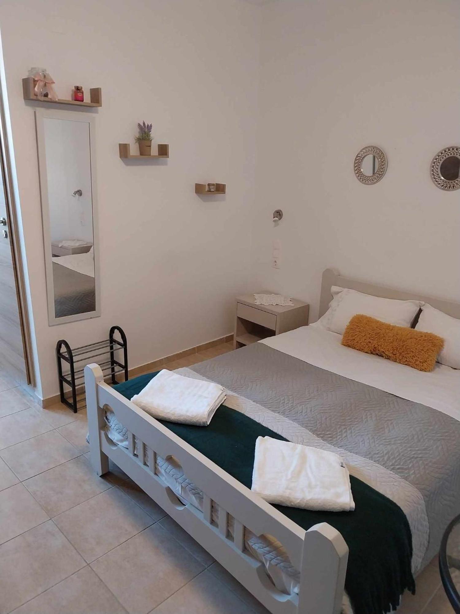 Papas Apartments Moírai Esterno foto